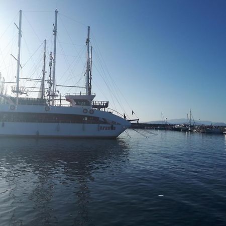 Samos Apart Pension Guzelcamli Bagian luar foto