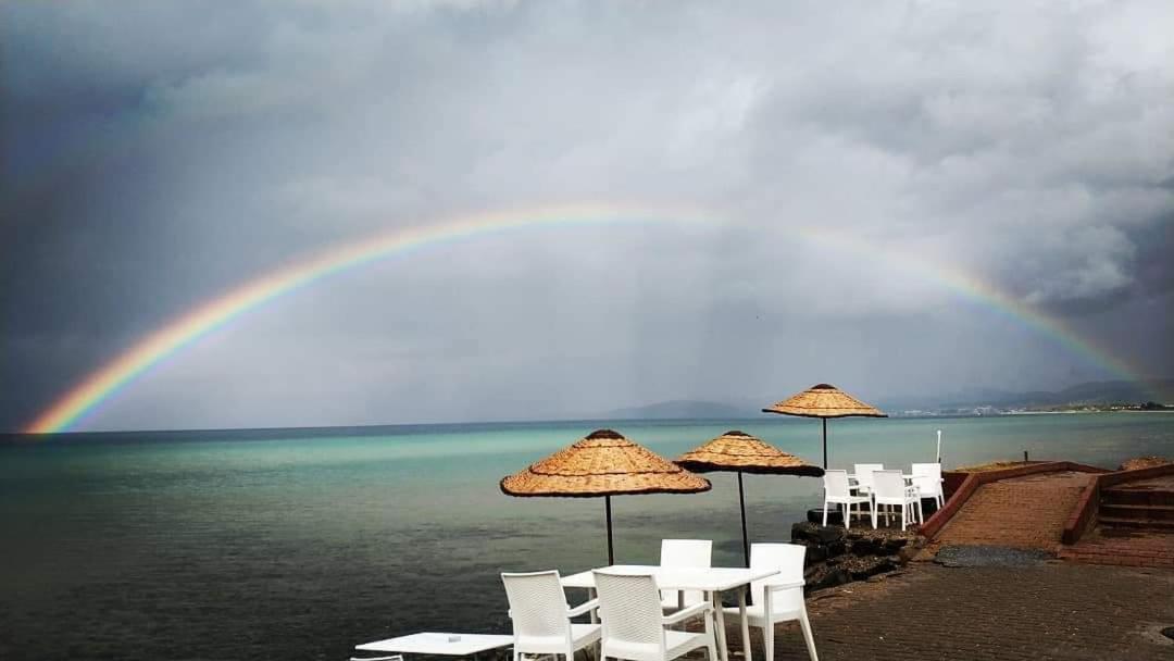 Samos Apart Pension Guzelcamli Bagian luar foto